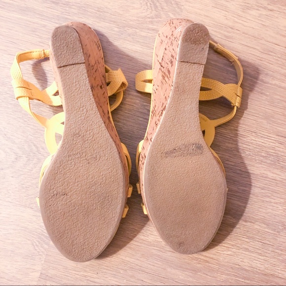 🟣 NY&Co Yellow Faux Cork Wedge Sandals 8 EUC - Picture 5 of 9